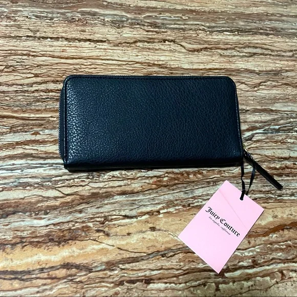 Juicy Couture - Picture 3 of 4